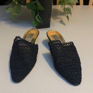 Mootsies Tootsies Vintage Black Textured Mules